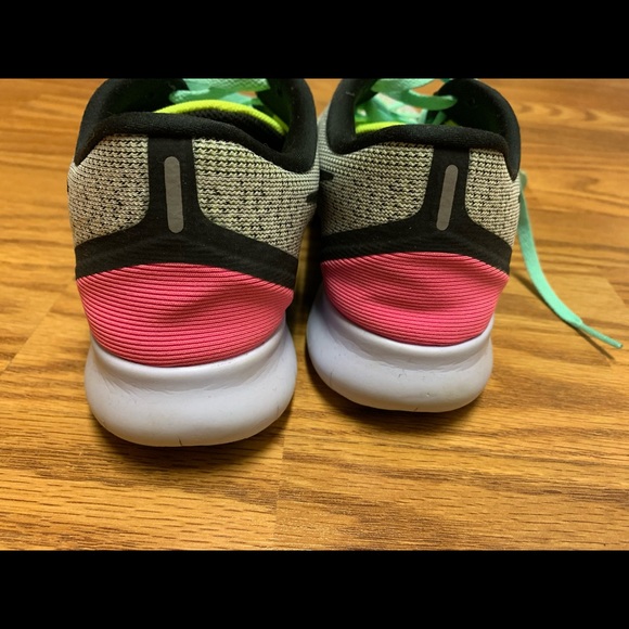 Nike Free Run - Women’s Size 7 - Picture 6 of 6